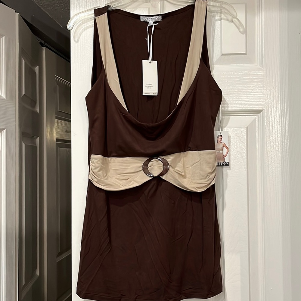 Vertigo Paris Top. Size XL. Coffee/Sand colors.